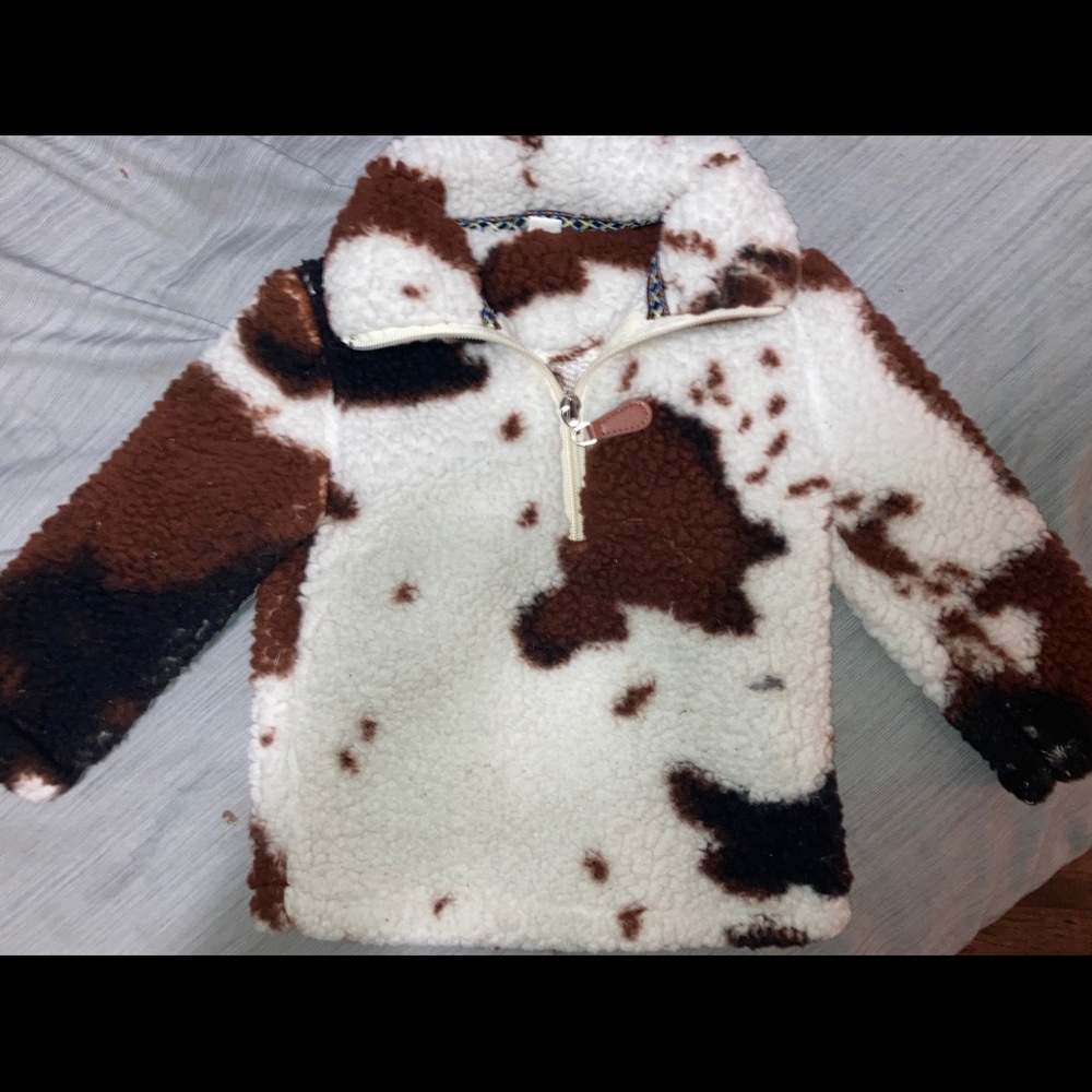 Cow print Sherpa pullover 🐂